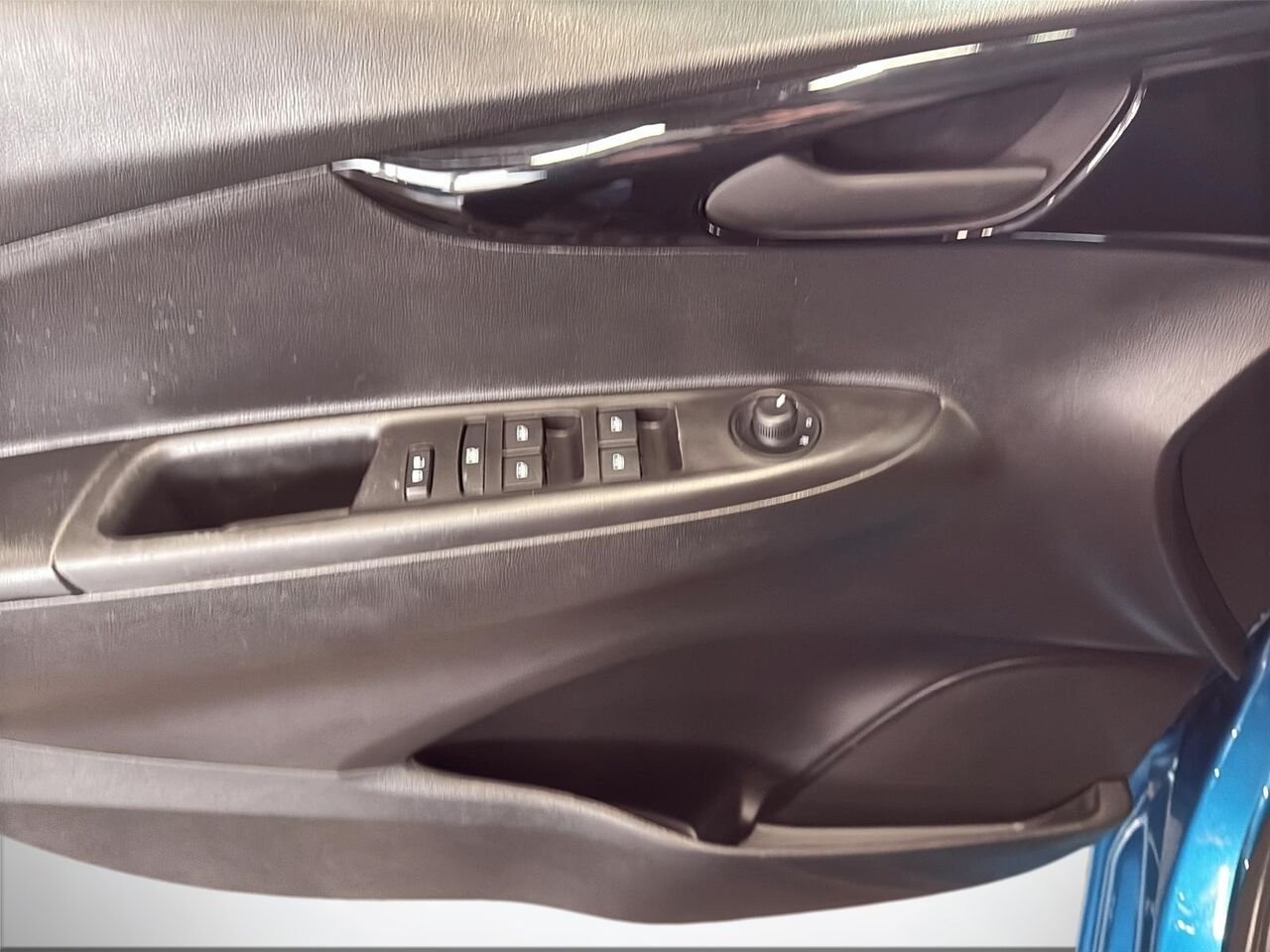 CHEVROLET SPARK LT 2019 Saint-Hyacinthe - photo #10