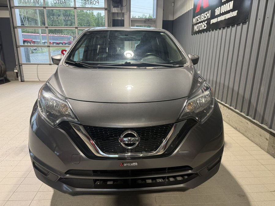 Nissan Versa Note SV BM 2018 Gris