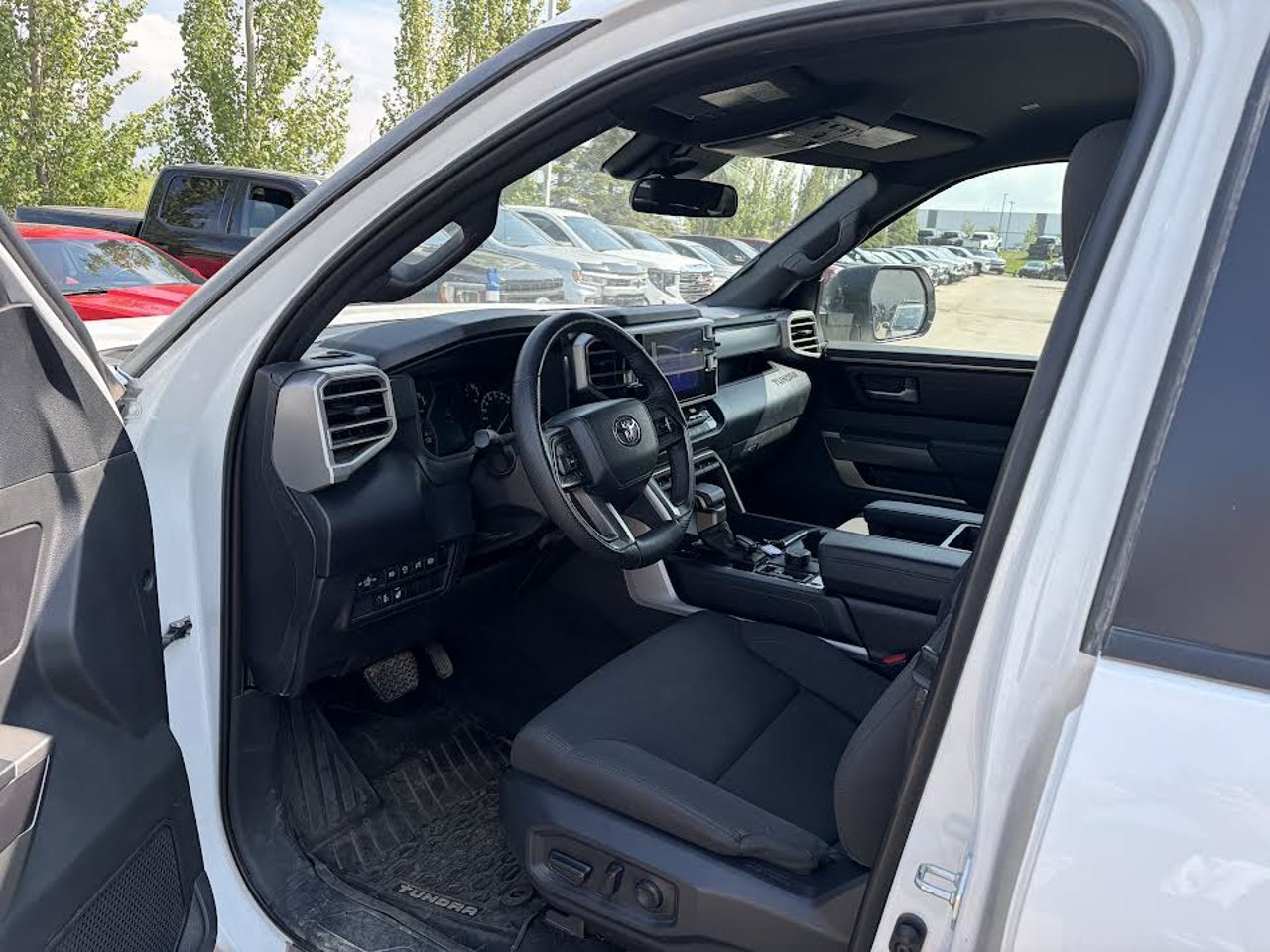 2025 Toyota Tundra 4x4 Crewmax SR White Sherwood Park - photo #6