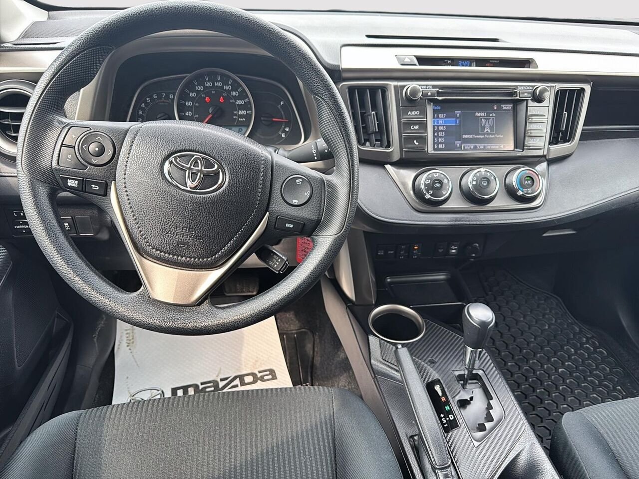 Toyota RAV4 2015 Argent Rouyn-Noranda - photo #9