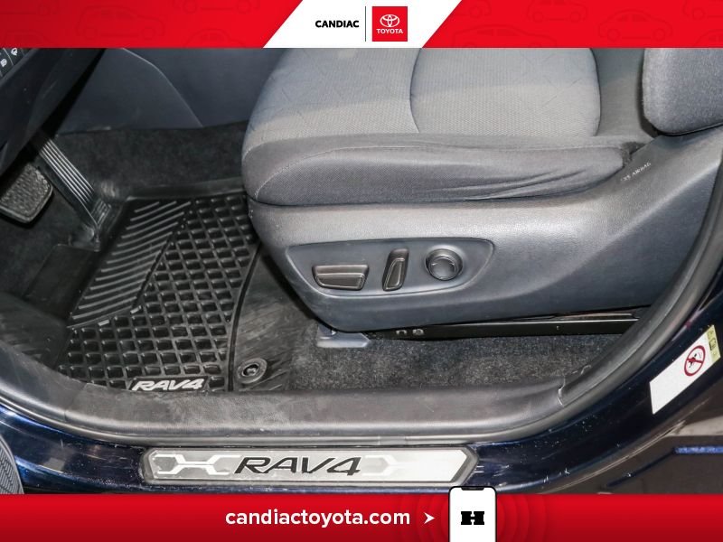 2019 Toyota Rav 4 Blue Blainville - photo #22