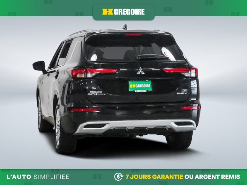 2024 Mitsubishi Outlander Plug-In Hybrid Laval - photo #5