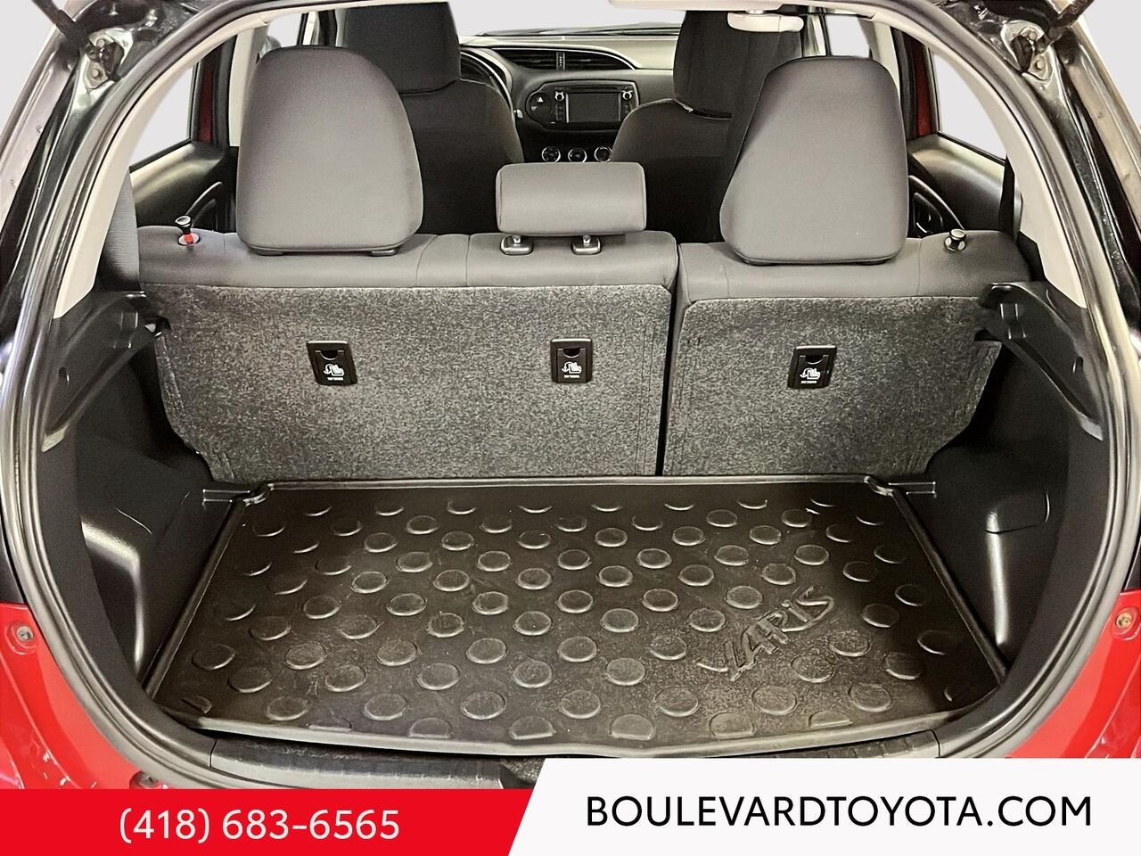 Toyota Yaris Hatchback 99885A-119 | SE 2019 Rouge Québec - photo #17
