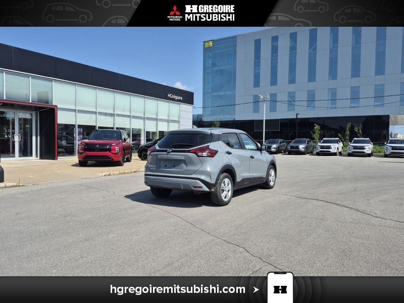 2021 Nissan Kicks Grey Blainville - photo #10
