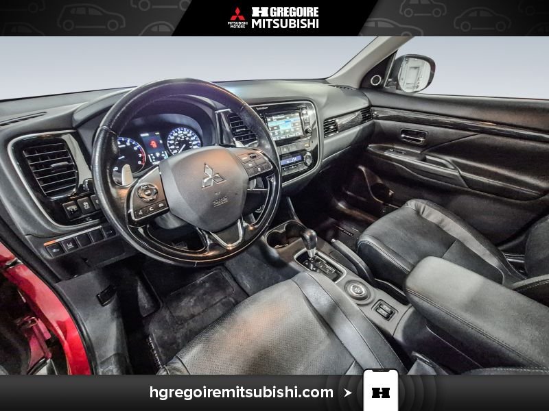 2016 Mitsubishi Outlander Red Blainville - photo #17