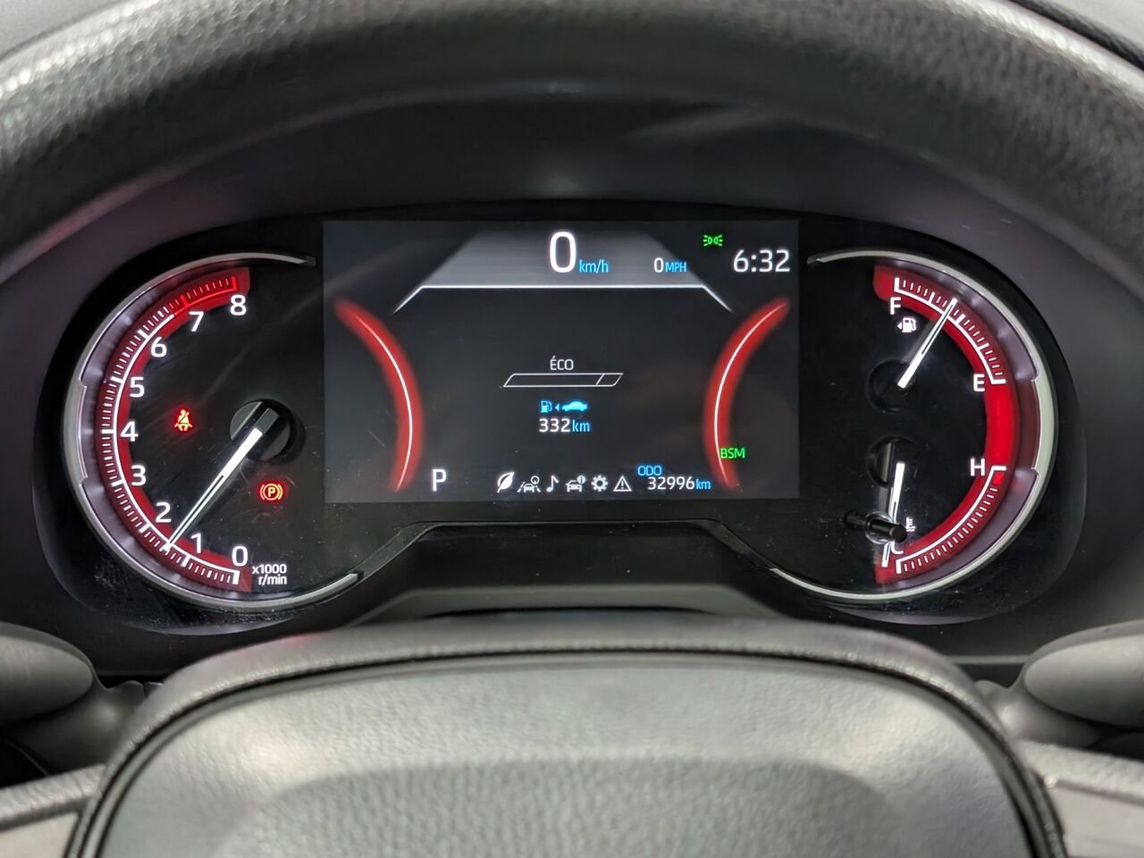 Toyota RAV4 LE/SIÈGES CHAUFFANTS/CAMÉRA DE RECUL/BLUETOOTH/AC/ 2025 Blanc Sherbrooke - photo #15
