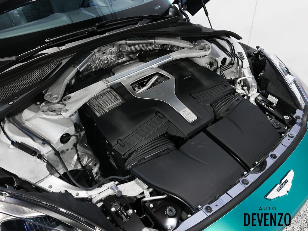 Aston Martin DBX 2022 Gris Saint-Eustache - photo #23