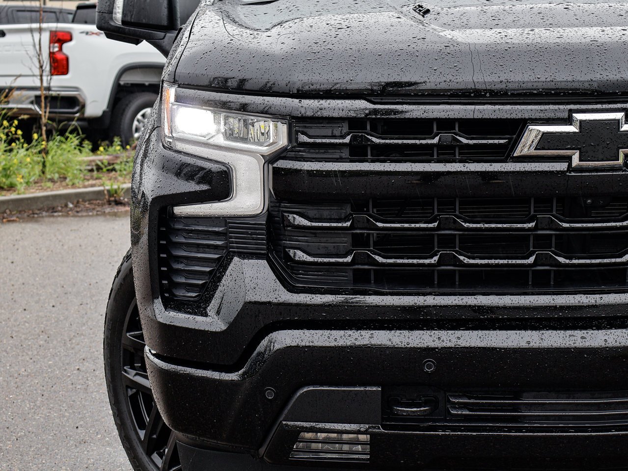 2024 Chevrolet Silverado 1500 4WD Crew Cab 147 RST Black Sherwood Park - photo #4