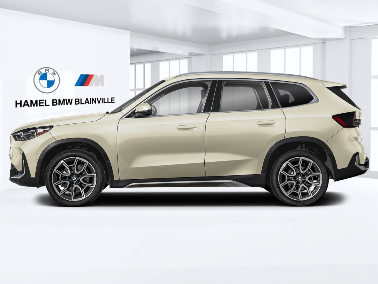 BMW X1 xDrive28i 2026 Gris dune métallique Blainville - photo #2