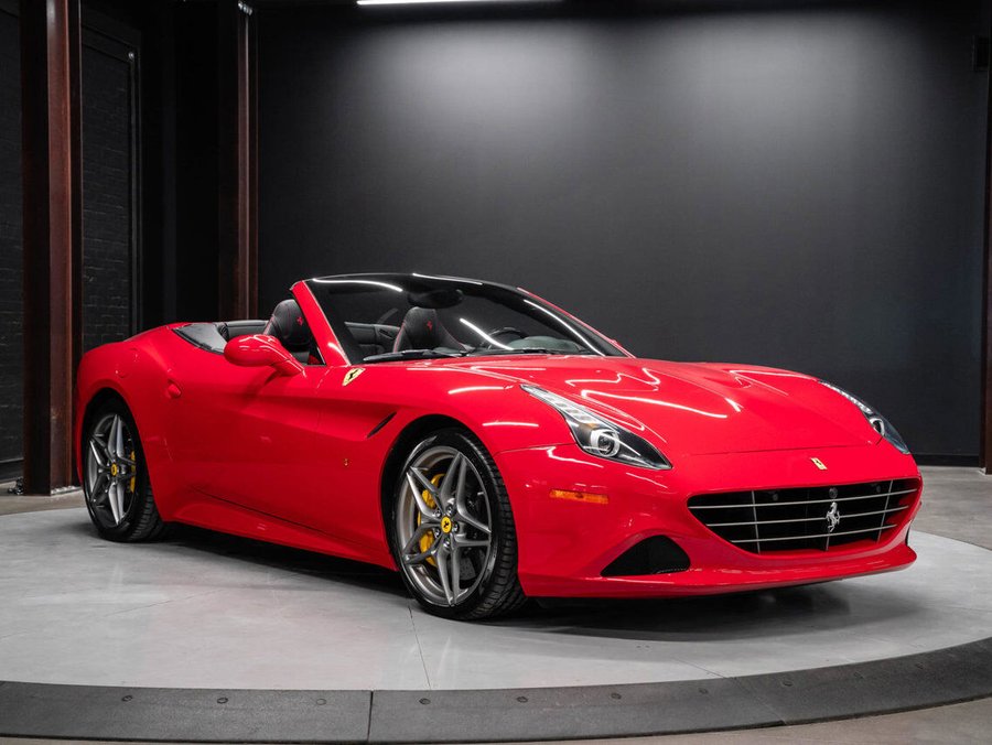 2017 Ferrari California T 2017 Red