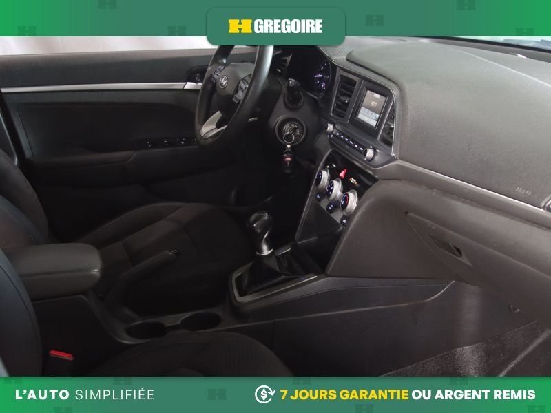 Hyundai Elantra 820783 | Essential A/C CAM RECUL BLUETOOTH 2019 Rouge Laval - photo #29