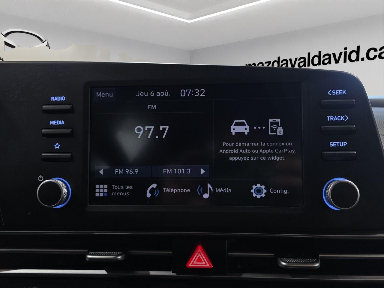 2024 Hyundai Elantra Preferred IVT, Bluetooth, Commande audio au volant, volant chauffant Black Val-David - photo #12