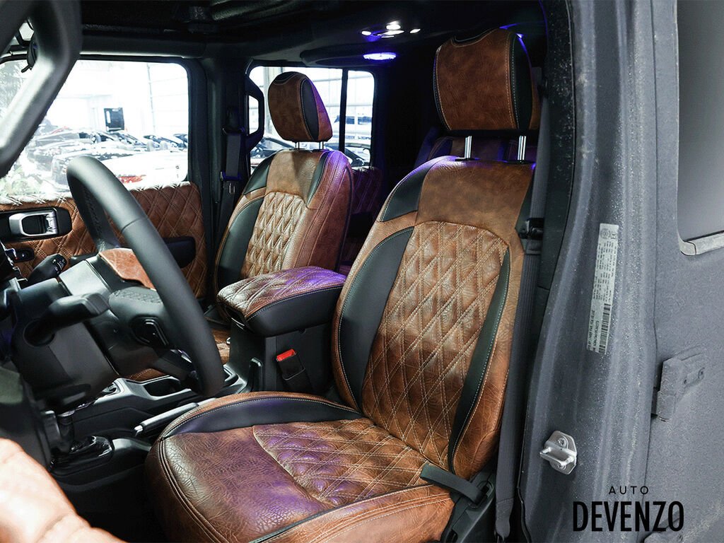 2023 Jeep Gladiator Grey Saint-Eustache - photo #17
