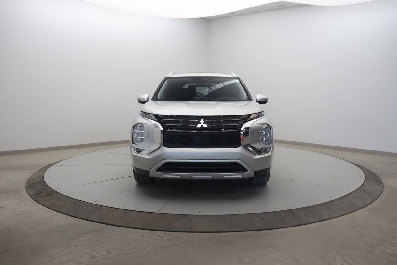 Mitsubishi Outlander PHEV NIV JA4T5VA95RZ626512 2024 Argent Baie-Comeau - photo #1