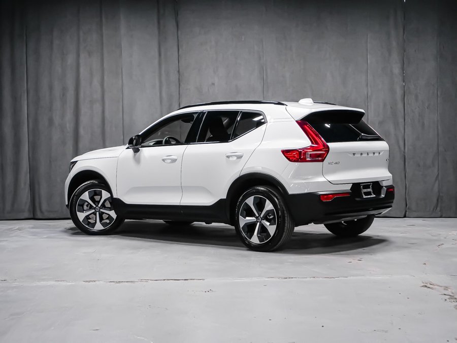 Volvo XC40 B5 PLUS DARK CLIMAT 2025 Blanc