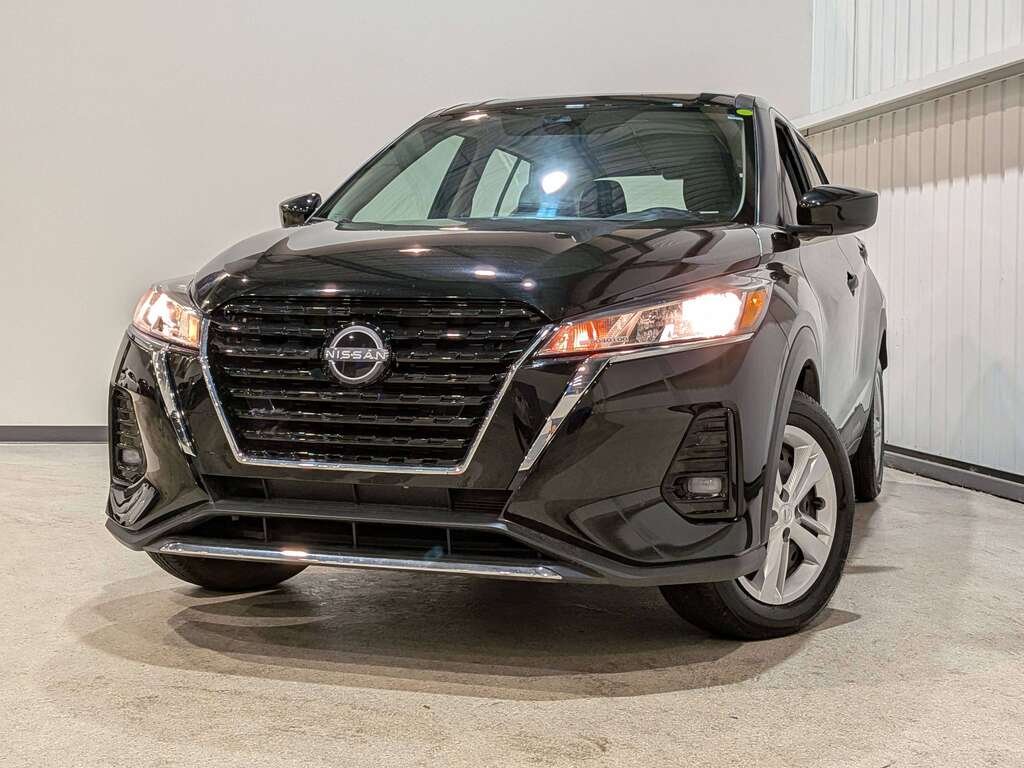 2024 Nissan Kicks S FWD Black Val-David - photo #0