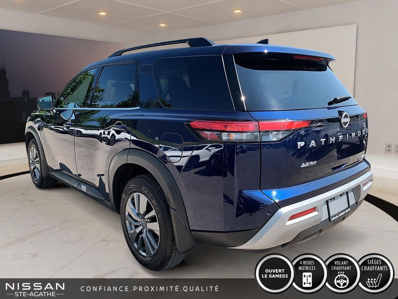 2024 Nissan Pathfinder Blue Saint-Jérôme - photo #4