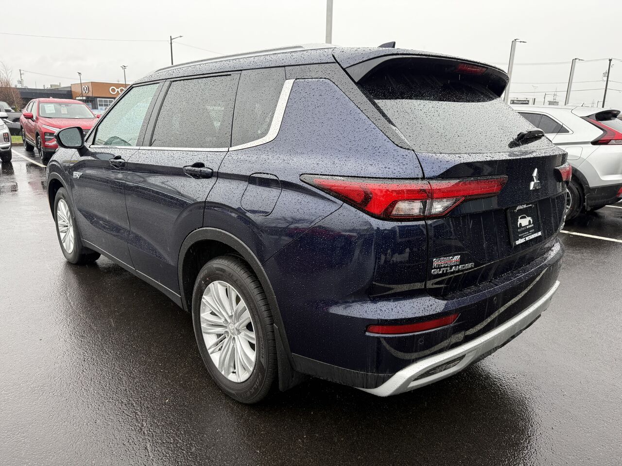 Mitsubishi Outlander 2024