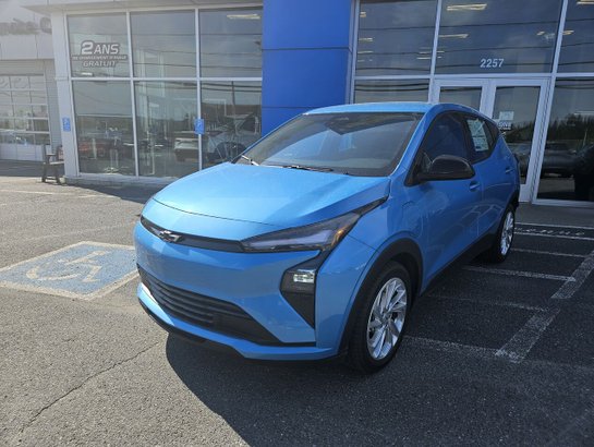 2027 Chevrolet Bolt 2027 Marina Blue Metallic