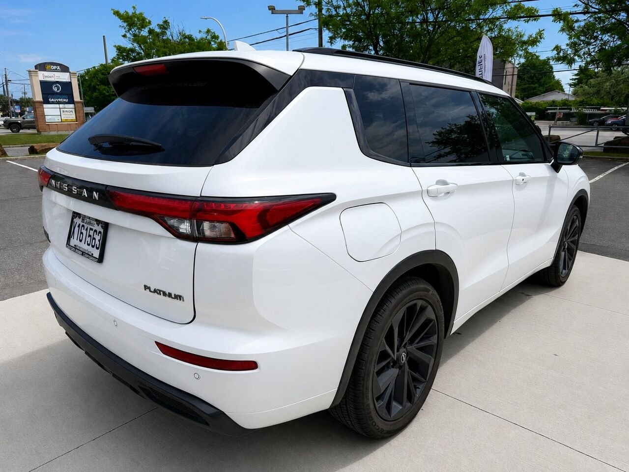 2026 NISSAN Rogue Plug-In Hybrid ROGUE PHEV PLATINE Alpine Frost Châteauguay - photo #4
