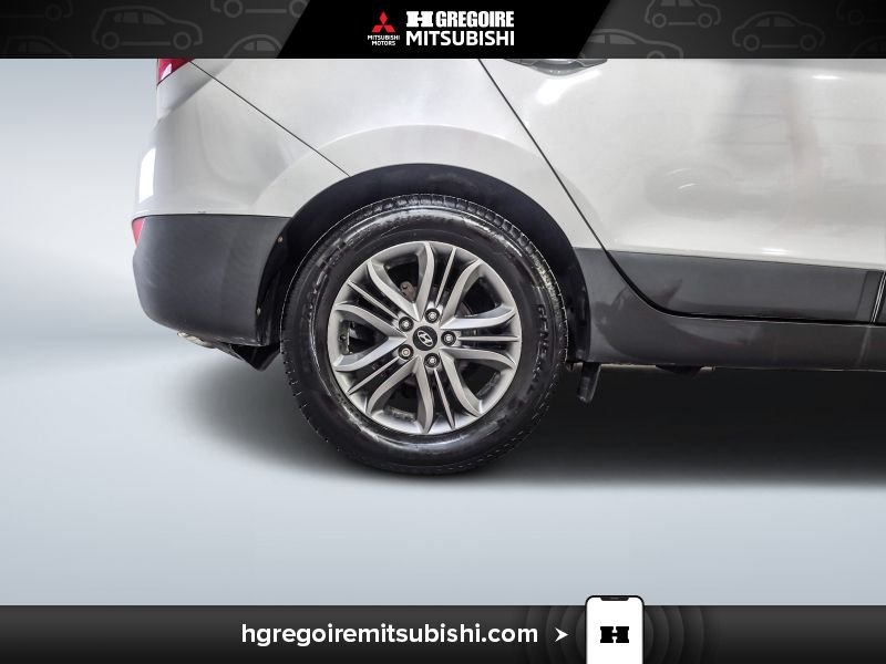 2015 Hyundai Tucson Silver Laval - photo #11