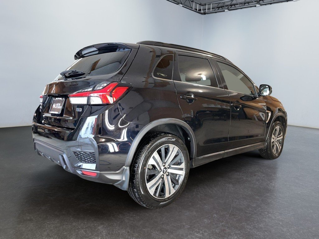 2024 Mitsubishi RVR Black Rouyn-Noranda - photo #6