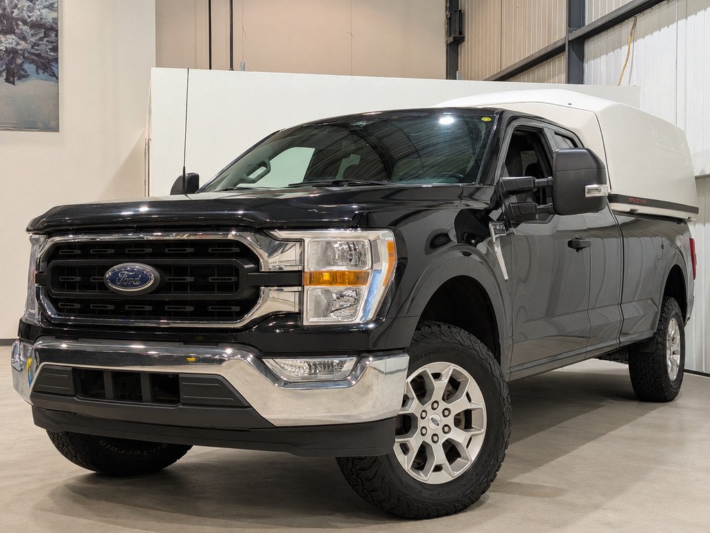 2022 Ford F-150 XLT 4WD SuperCab 6.5' Box Black Val-David - photo #0