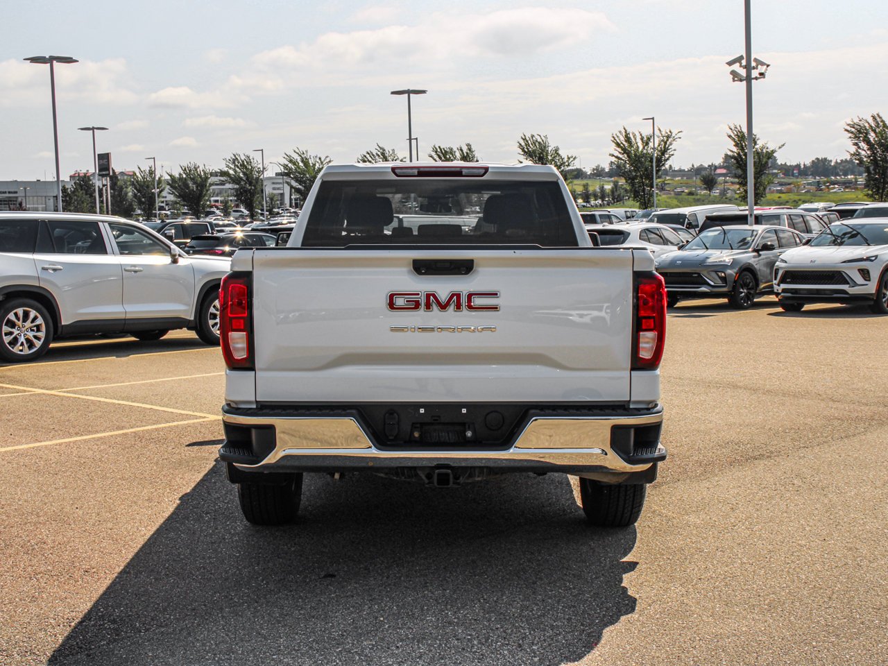 2023 GMC Sierra 1500 4WD Crew Cab 157 Pro White Sherwood Park - photo #6