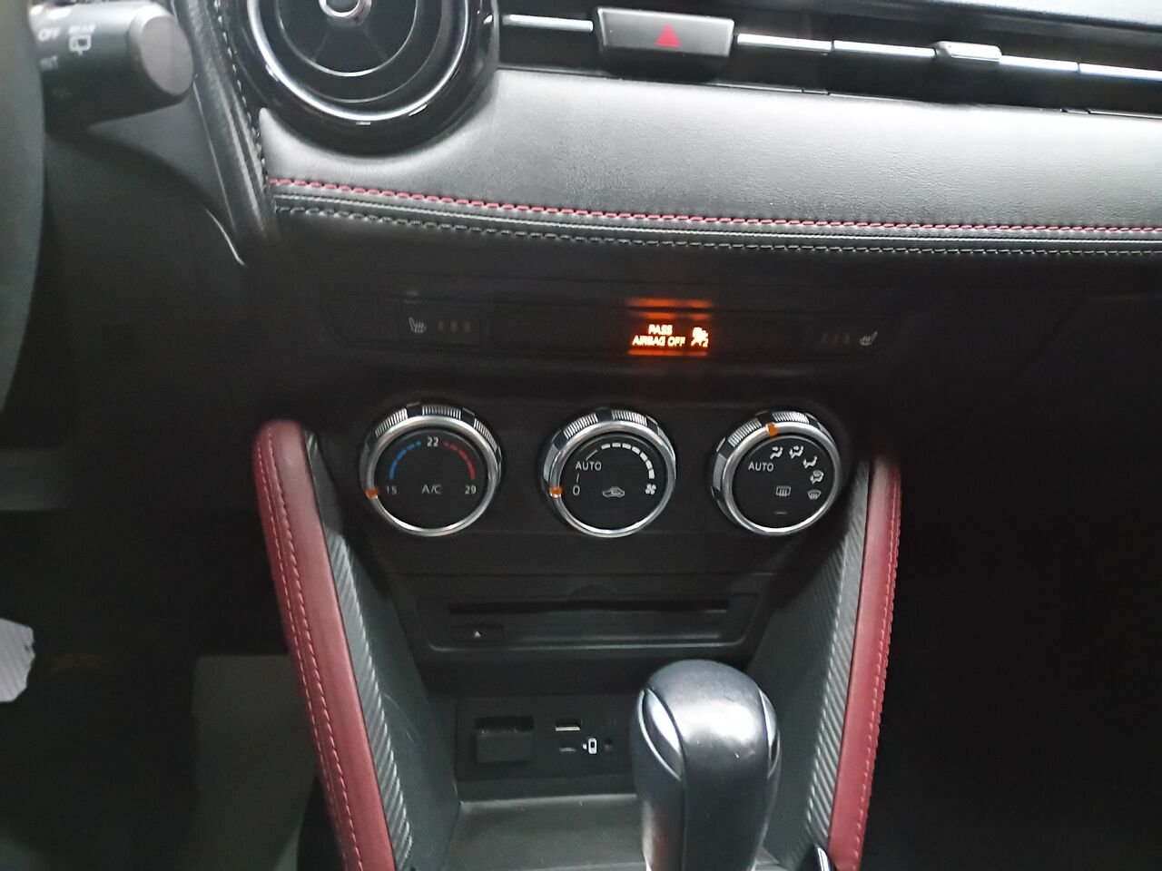 2016 Mazda CX-3 White Blainville - photo #27