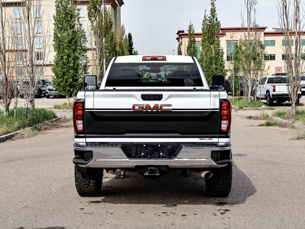 2024 GMC Sierra 3500HD 4WD Reg Cab 142 SLE White Sherwood Park - photo #11