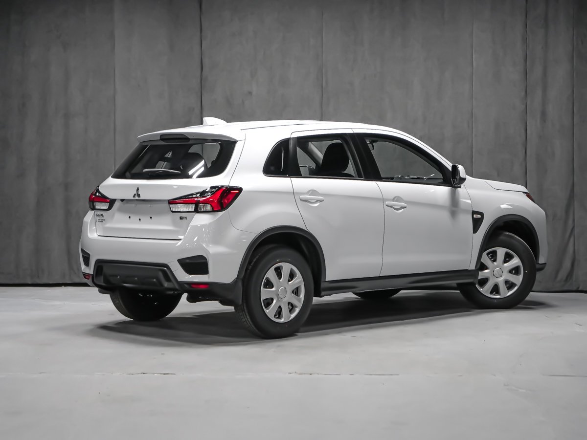 Mitsubishi RVR ES 2026 Blanc diamant Montréal - photo #3