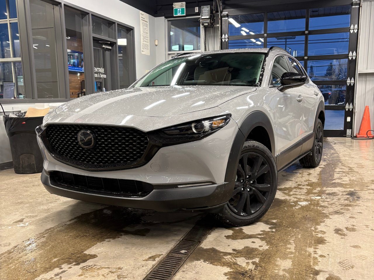 MAZDA CX-30 GS KURO 2026 Gris aéro métallisé Châteauguay - photo #0