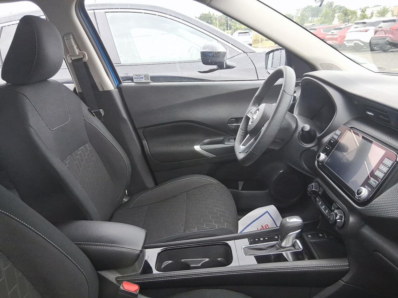 2022 Nissan Kicks SV TA Blue Québec - photo #2