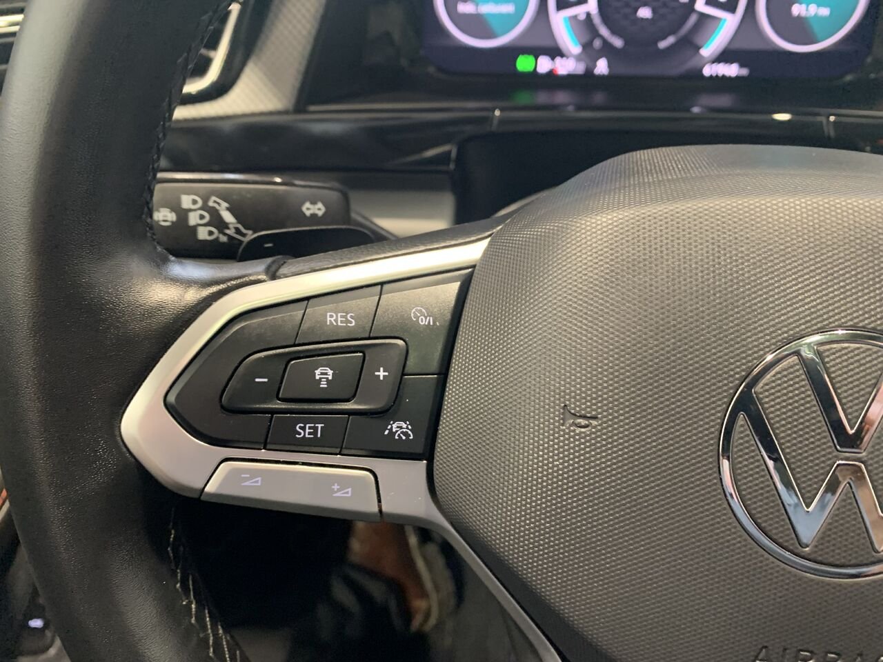 Volkswagen Atlas PEAK EDITION REMORQUAGE 5000LBS+CUIR+TOIT PANO 2025 Gris Châteauguay - photo #43