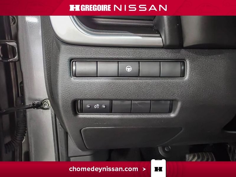 2023 Nissan Rogue Grey Laval - photo #15
