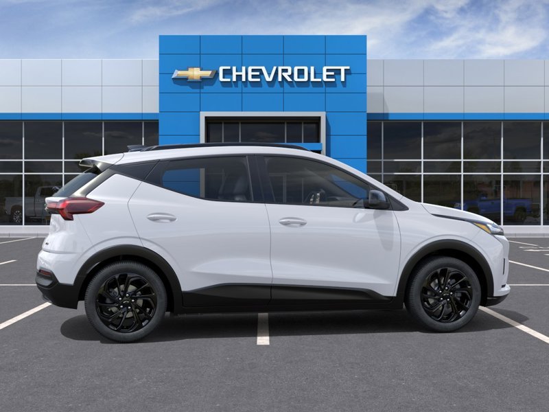 2027 CHEVROLET Bolt 2027 SUMMIT WHITE