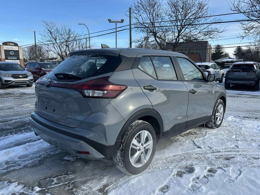 Nissan Kicks Play 2025 2025 Gris roche nacré