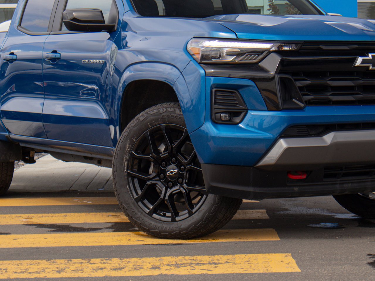 2024 Chevrolet Colorado 4WD Crew Cab Z71 Blue Sherwood Park - photo #5