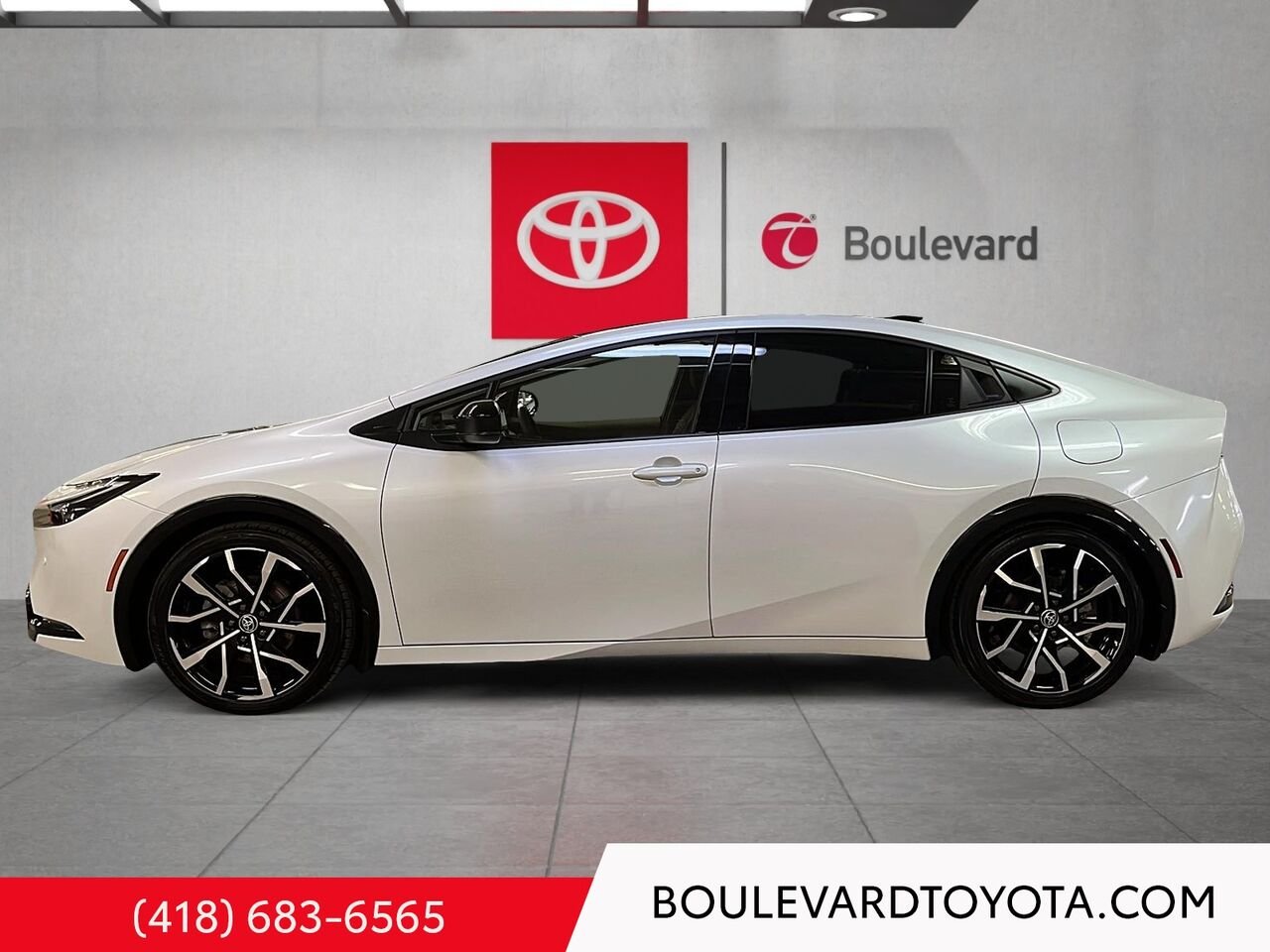 2025 Toyota Prius hybride branchable 99682A-100 | XSE White Québec - photo #5