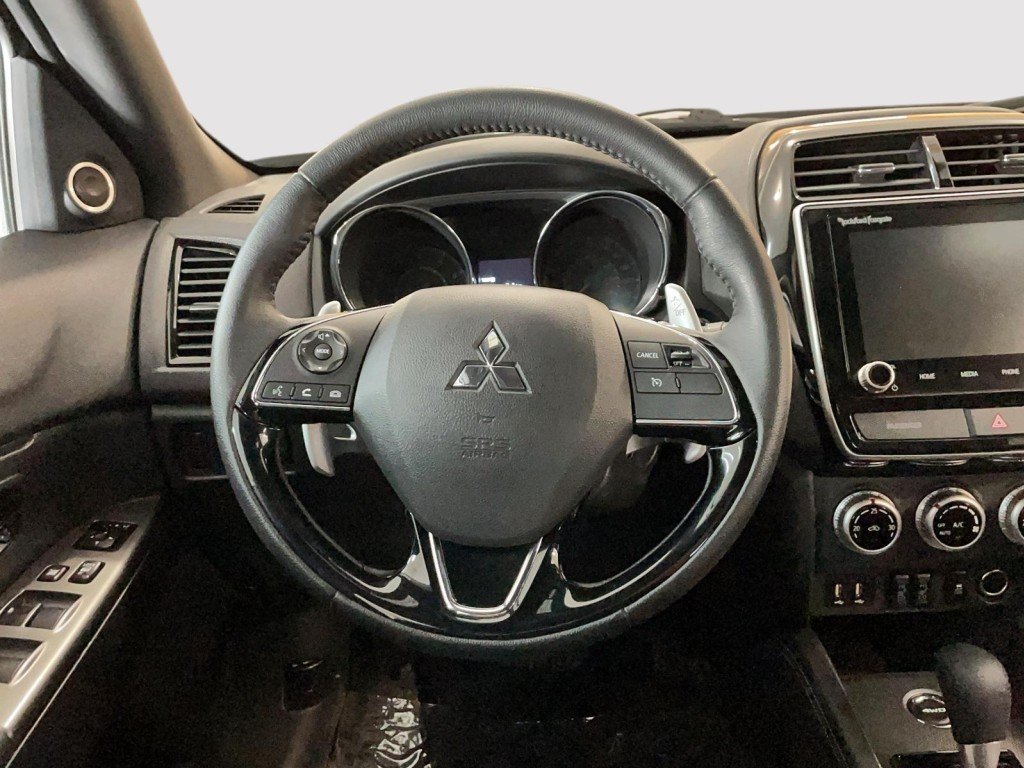2024 Mitsubishi RVR Black Rouyn-Noranda - photo #13