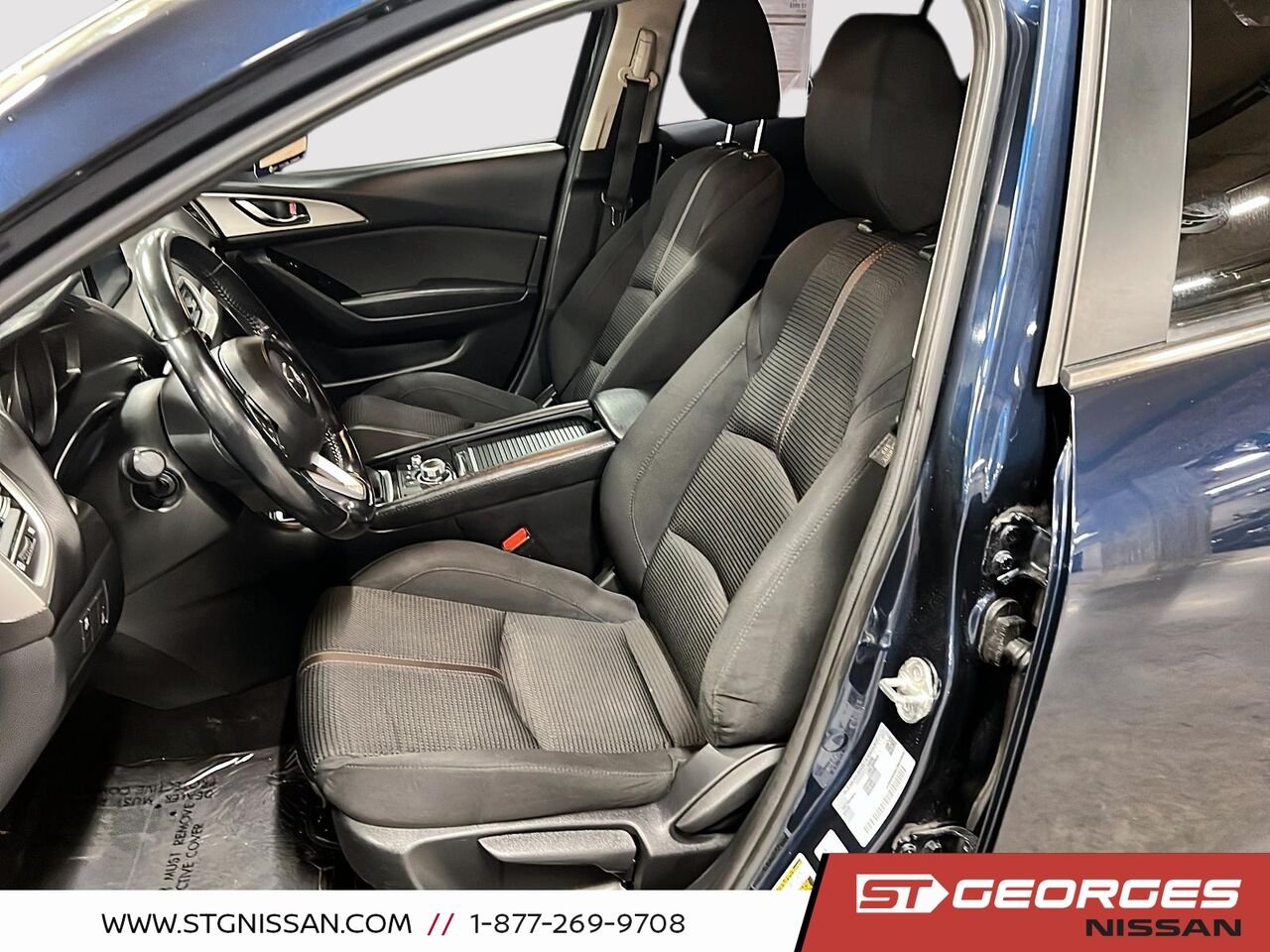 Mazda Mazda3 Sport 2018 Bleu Saint-Georges - photo #8