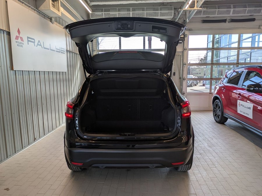 2021 Nissan Qashqai S AWD Black