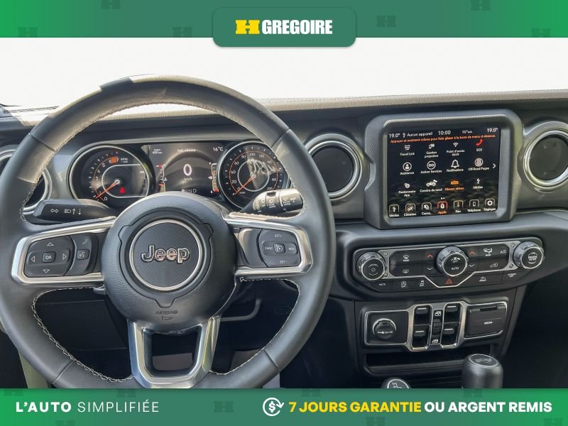2023 Jeep Wrangler White Laval - photo #20