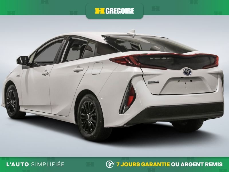 2020 Toyota Prius White Blainville - photo #5