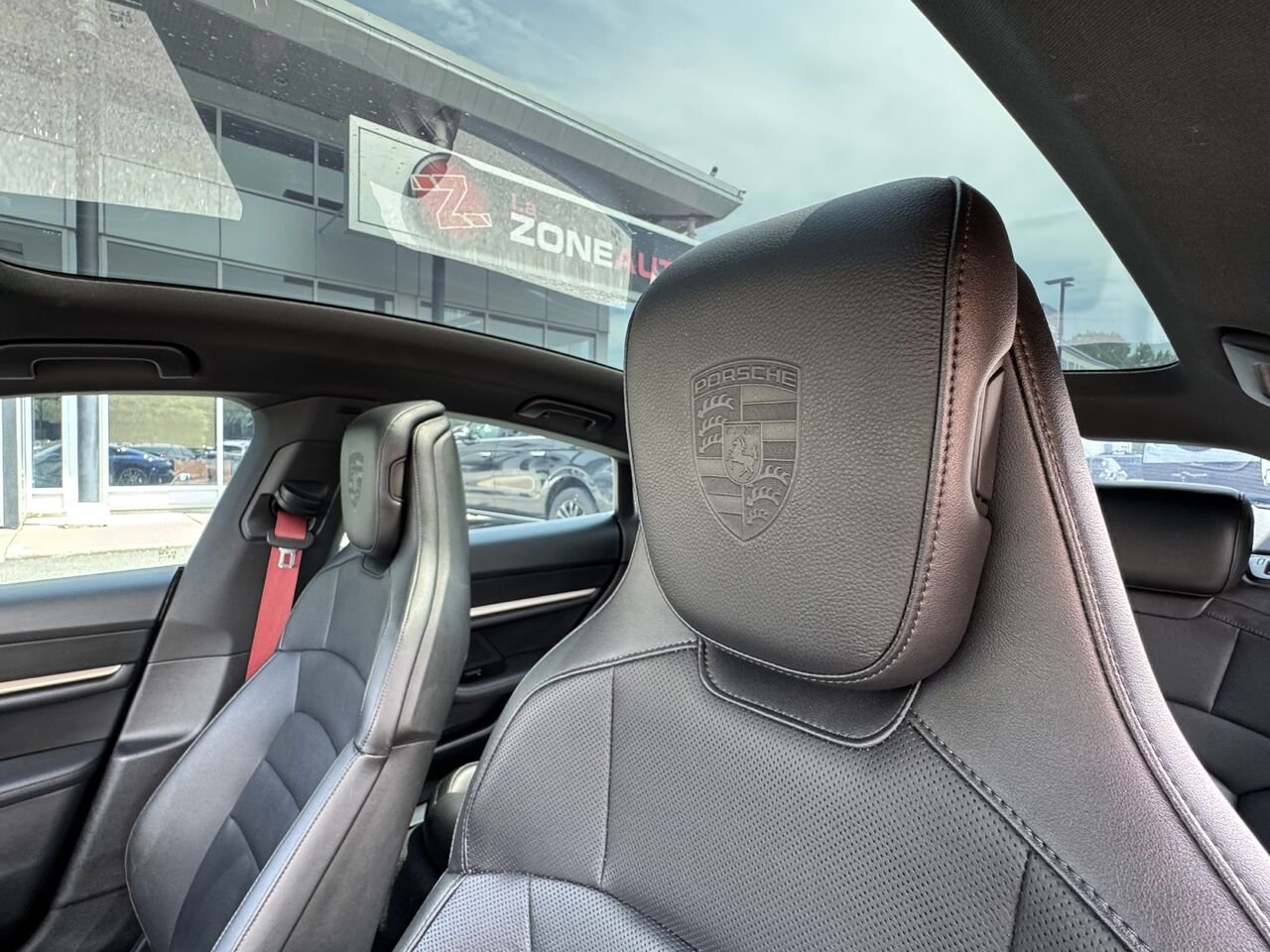 2020 Porsche Taycan 4S Blue Granby - photo #15