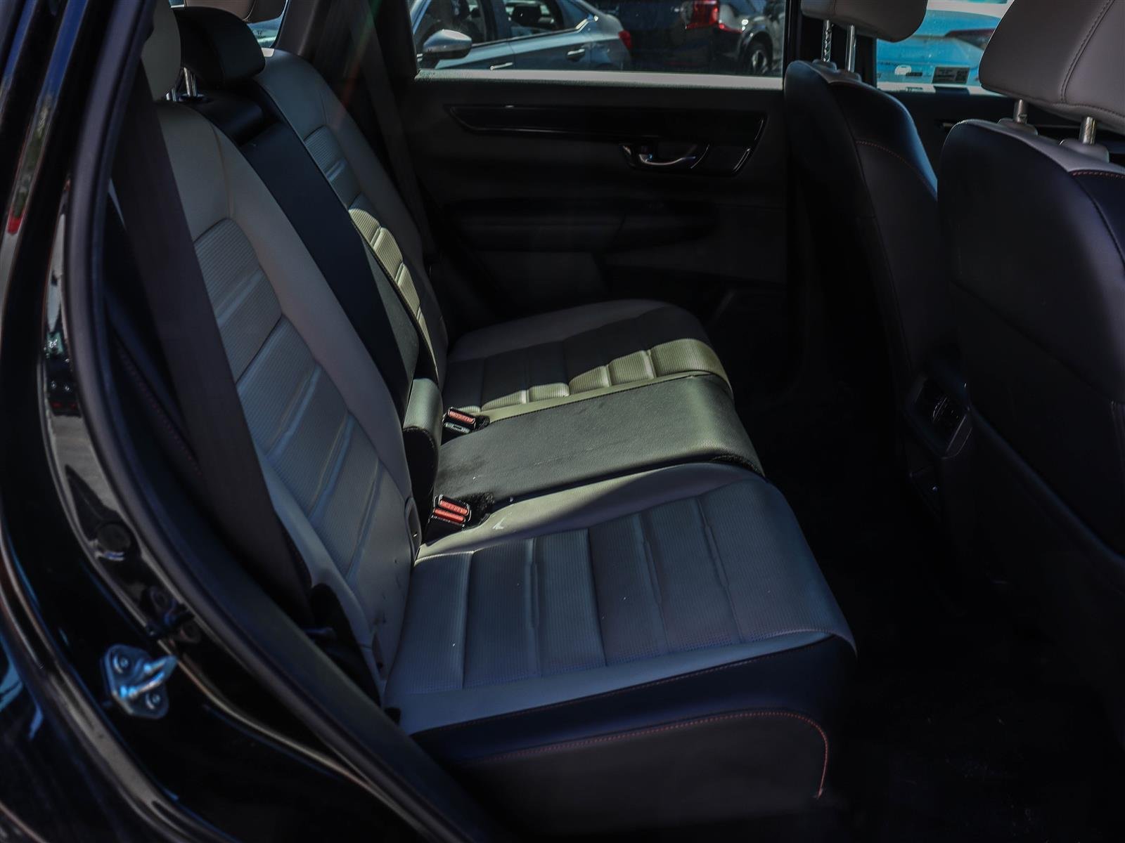 Honda CR-V hybride Touring 2024 Black Ottawa & Gatineau - photo #17