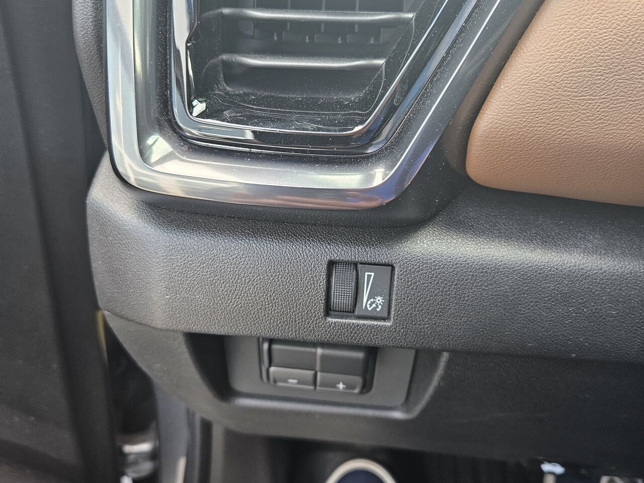 GMC Canyon AT4 cabine multiplace 4RM 2024 Gris Thetford Mines - photo #11