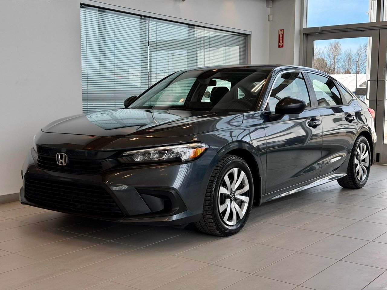 Honda Civic Sedan 2023 Gris Notre-Dame-des-Prairies - photo #2