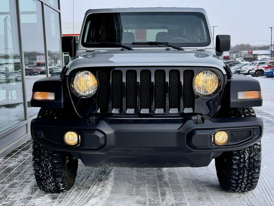 2022 Jeep Wrangler 2022 Silver