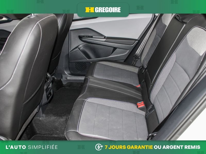 2023 Volkswagen Taos White Saint-Eustache - photo #16